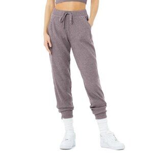 Alo Yoga Muse Sweatpant